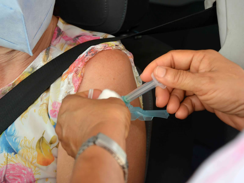 Estratégia Liberou Geral de vacinação contra Covid-19 prossegue nesta quinta (24)