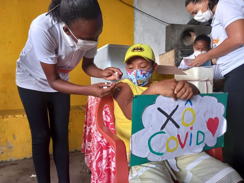Mutirão vacina crianças e adolescentes de Ilha de Maré contra Covid-19 nesta sexta (11)