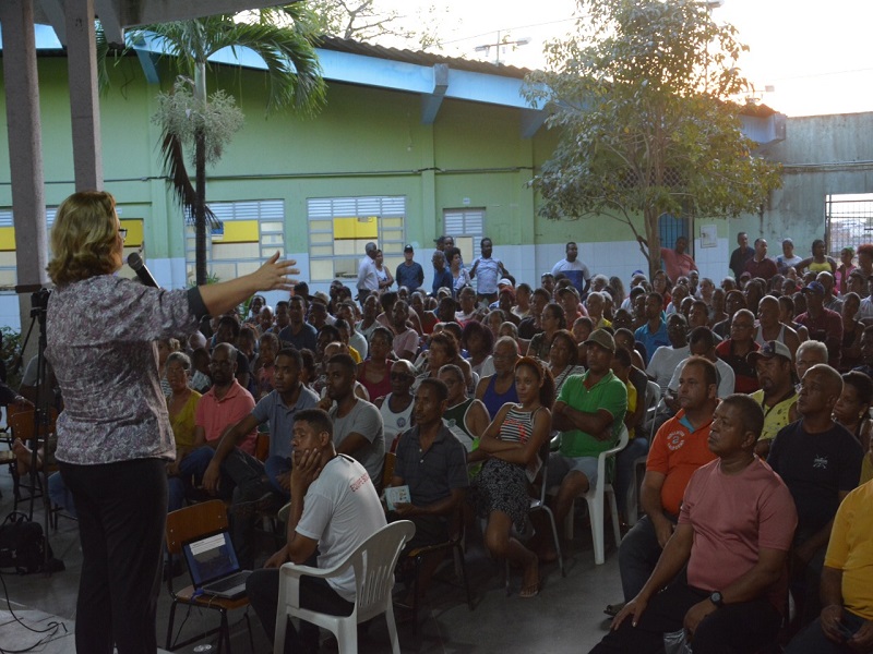 Governo do Estado encerra ciclo de apresentações para as comunidades sobre o VLT, em Paripe