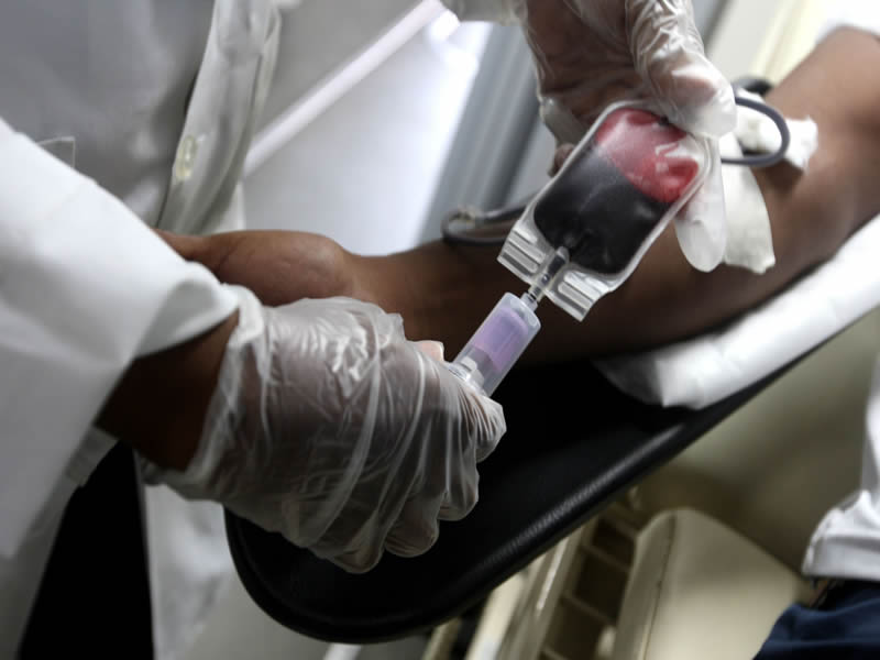 Hemoba convoca doadores de sangue com fator RH negativo