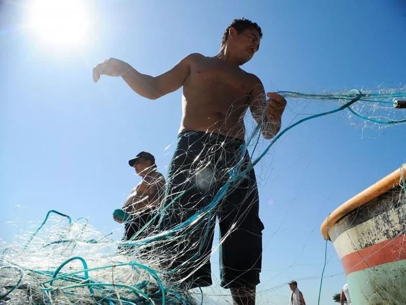 Inscrições para pescadores em programas sociais no Subúrbio