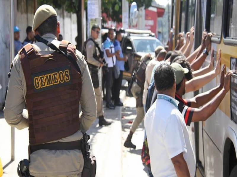 Polícia Militar realiza ações de prevenção na Suburbana