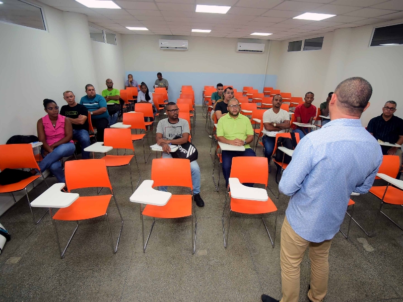 Prefeitura inicia 6ª turma do curso gratuito de Montador de Sistemas Fotovoltaicos