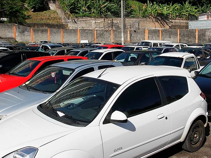 Transalvador realiza leilão de 140 veículos próximo dia 20