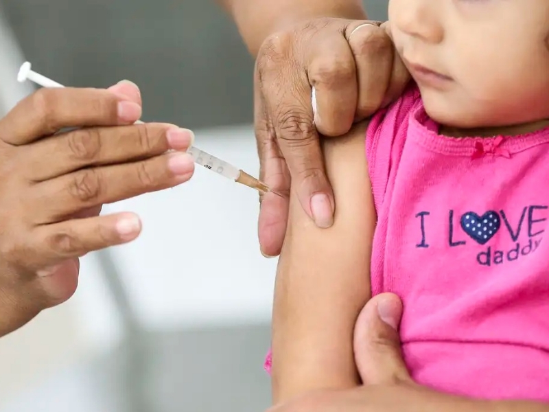 Não é só gotinha: entenda como funciona a vacinação contra a pólio