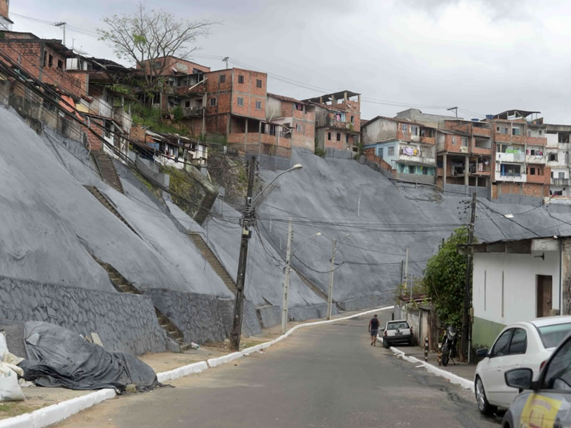 Maior geomanta de Salvador beneficia quase 600 famílias no Subúrbio