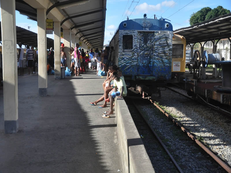 Rui Costa fala sobre estado dos trens de Salvador e rebate críticas ao valor da passagem