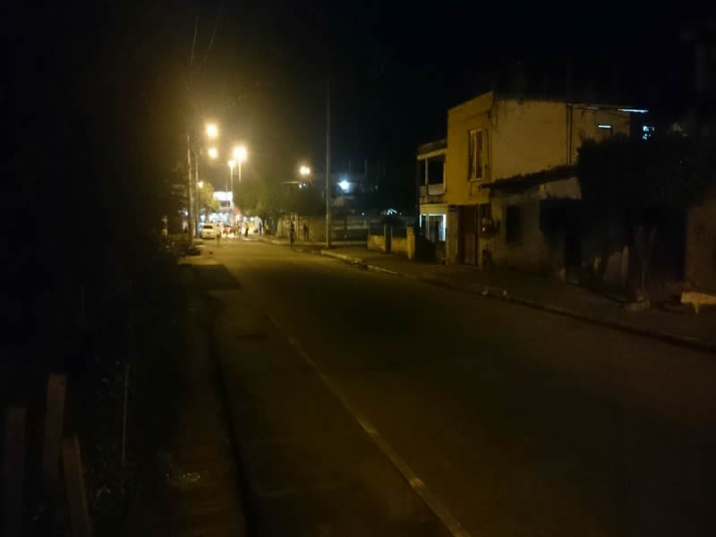 Moradores solicitam iluminação na rua João Martins em Paripe