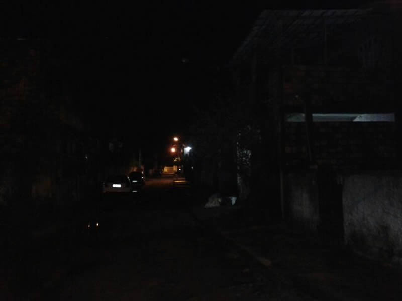 Ruas sem iluminação preocupam moradores de Tubarão, em Paripe
