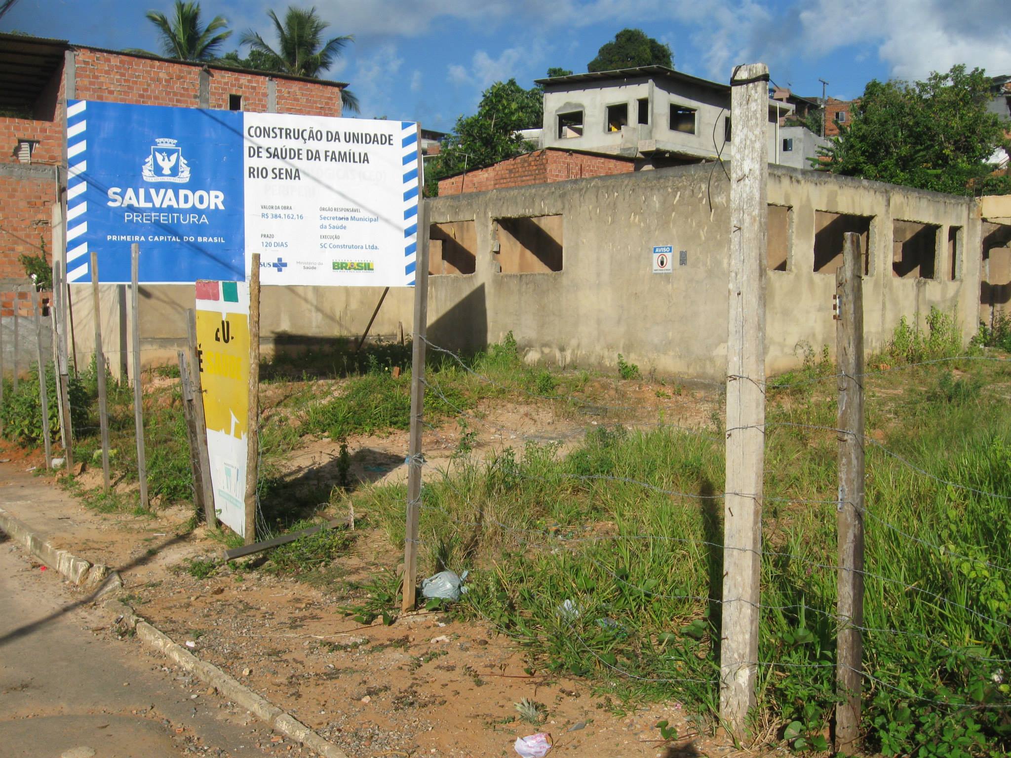 Eterna construção da Unidade de Saúde da Família do Rio Sena